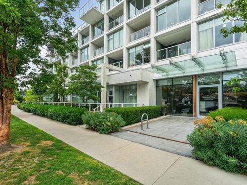 906-2221 E 30th Ave, Vancouver, BC, V5N0G6 | Card Image
