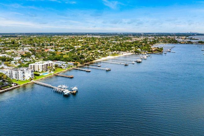 APT-304 - 1206 S Lake Dr, Condo with 2 bedrooms, 2 bathrooms and null parking in Lantana FL | Image 31