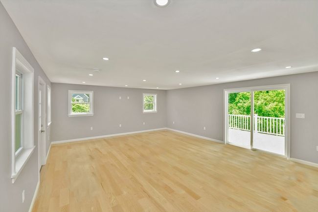 87 Summer St, House other with 4 bedrooms, 3 bathrooms and 6 parking in Abington MA | Image 8