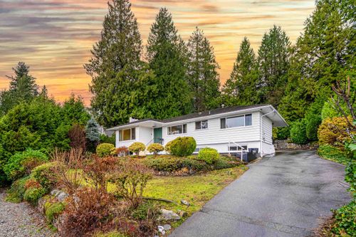 1895 Rosebery Ave, West Vancouver, BC, V7V2Z5 | Card Image