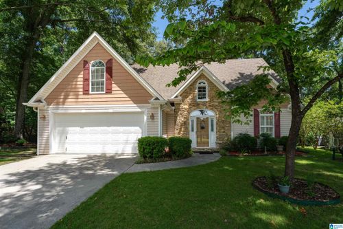 140 Greenfield Ln, Alabaster, AL, 35007-3700 | Card Image