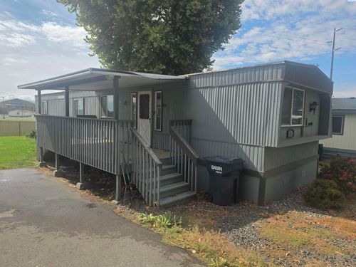 112b-3517 Road 84, Pasco, WA, 99301-1664 | Card Image