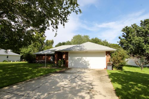 1854 Flamingo Ln, Navarre, FL, 32566-8311 | Card Image