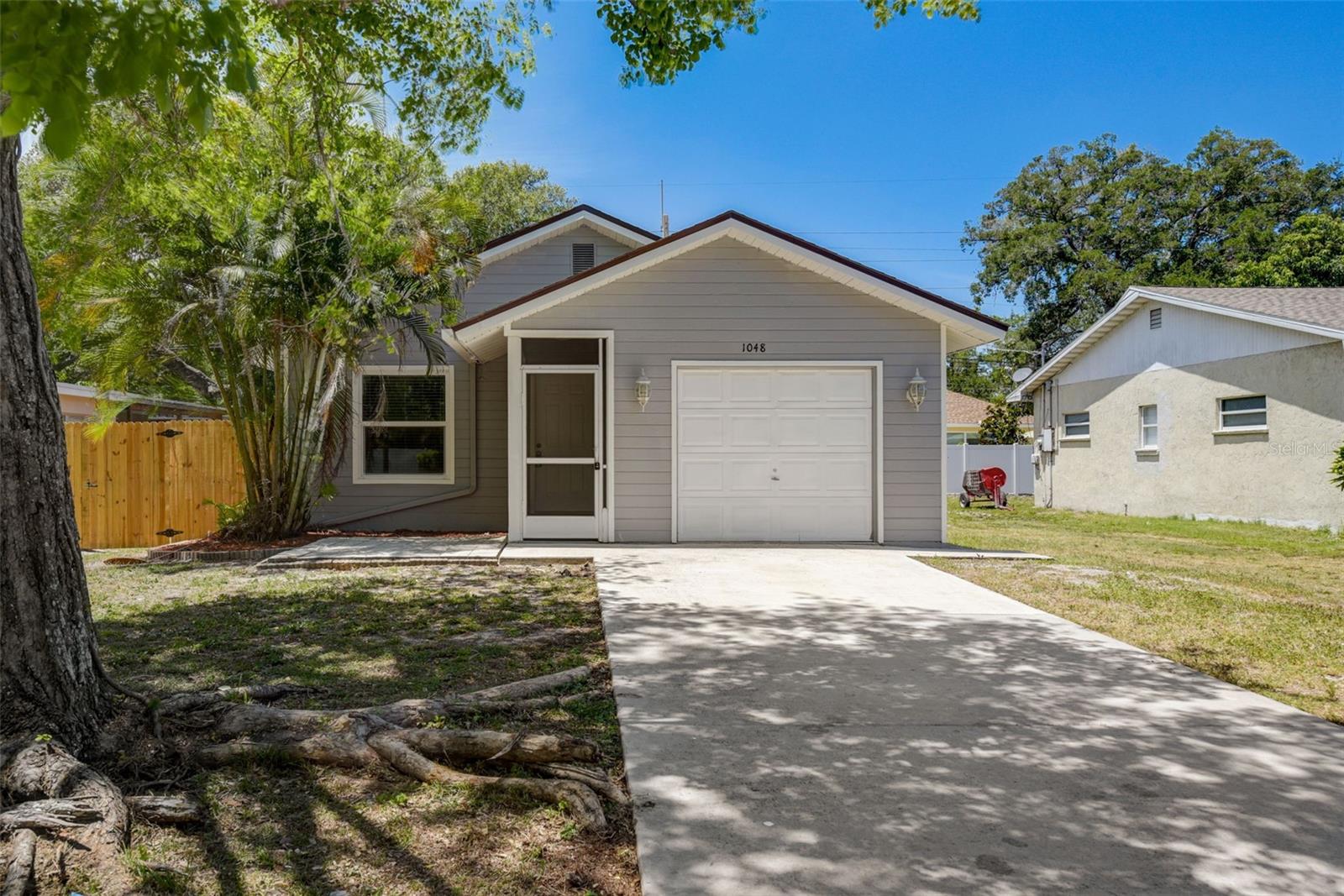 Allendale Ave, Sarasota, FL 34237