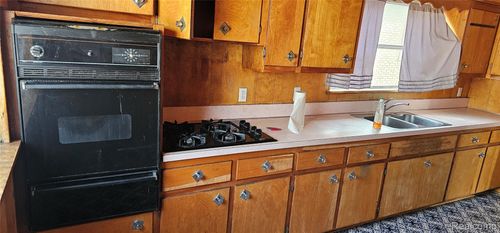 7503 Paige Ave, Warren, MI, 48091-2650 | Card Image