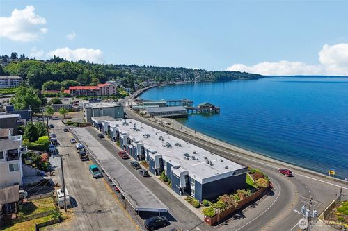 108-28120 Redondo Beach Dr S, Des Moines, WA, 98198-8252 | Card Image