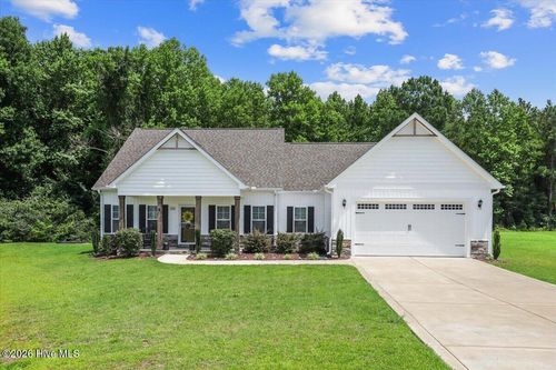 111 Oakbridge Way, Pikeville, NC, 27863-4203 | Card Image