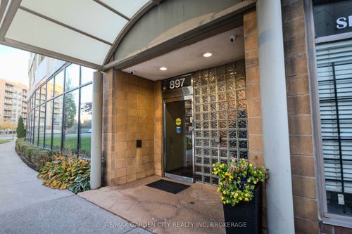 202-897 Sheppard Ave W, North York, ON, M3H2T4 | Card Image