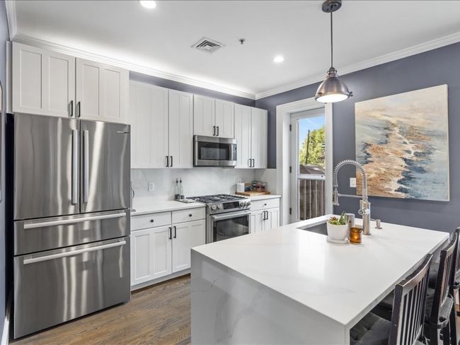 APT-3 - 578 Massachusetts Ave, Condo with 2 bedrooms, 2 bathrooms and null parking in Boston MA | Image 7
