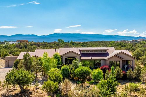 187 Paa Ko Dr, Sandia Park, NM, 87047-8512 | Card Image