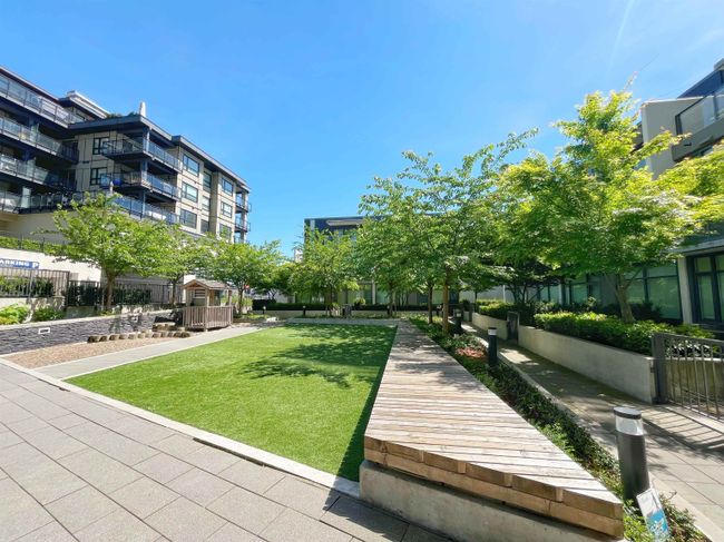 1101 - 4465 Juneau Street, Condo with 2 bedrooms, 2 bathrooms and 1 parking in Burnaby BC | Image 22