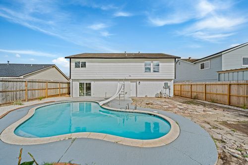 713 Sugar Hill Dr, La Porte, TX, 77571-2726 | Card Image