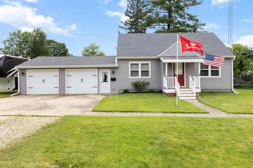 209 A St, Genoa, IL, 60135-1004 | Card Image