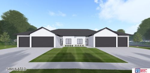 9724 Hillcrest Trl, Lincoln, NE, 68520-1224 | Card Image