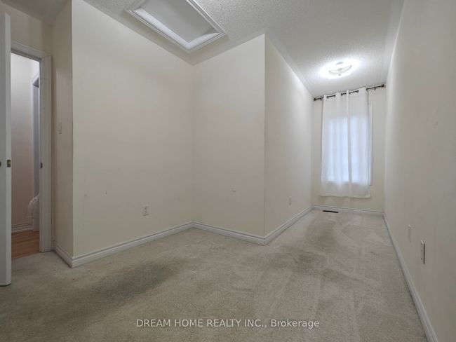 28 Robert Joffre Leet Ave, House attached with 3 bedrooms, 3 bathrooms and 1 parking in Markham ON | Image 24