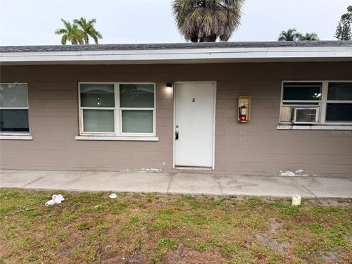2-2409 13th St W, BRADENTON, FL, 34205-7066 | Card Image