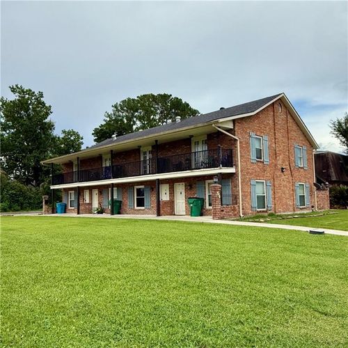 51 Brandon Hall Dr, Destrehan, LA, 70047-3288 | Card Image