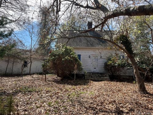 15 Mariners Ln, Northport, NY, 11768-1624 | Card Image