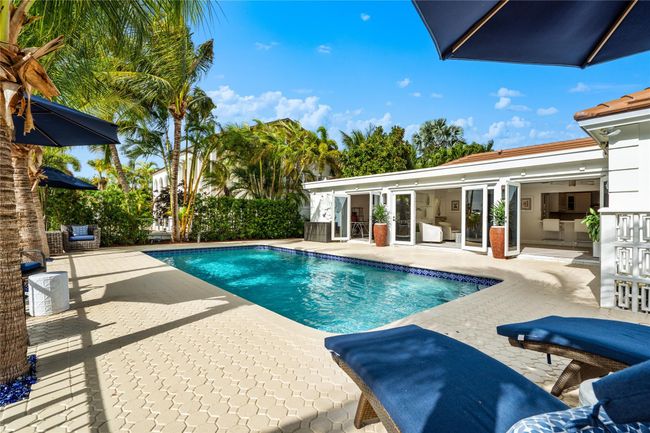 2710 Ne 47 Th St, House other with 3 bedrooms, 2 bathrooms and null parking in Lighthouse Point FL | Image 7