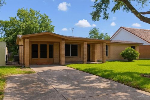 2008 Harvey St, McAllen, TX, 78501-6100 | Card Image