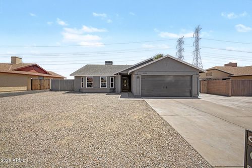 8915 W Las Palmaritas Dr, Peoria, AZ, 85345-7853 | Card Image