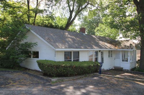 a-3300 Rocky Beach Rd, Johnsburg, IL, 60051-9669 | Card Image