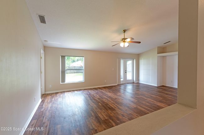 466 Olney St Sw, House other with 3 bedrooms, 2 bathrooms and null parking in PALM BAY FL | Image 14