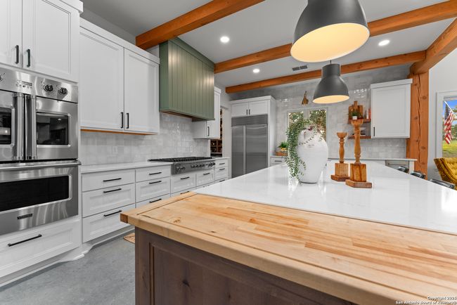1257 Adyson Ridge Dr, House other with 4 bedrooms, 5 bathrooms and null parking in Bulverde TX | Image 17