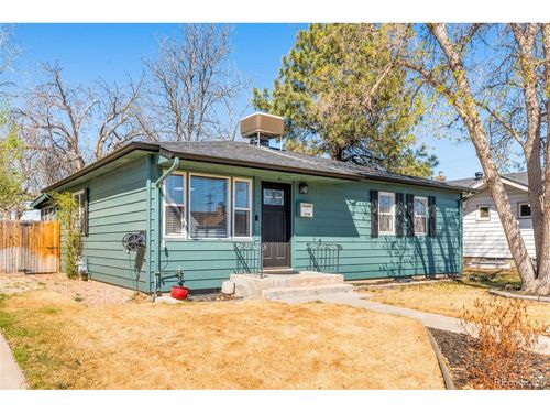 119 S 8th Ave, Brighton, CO, 80601-2129 | Card Image