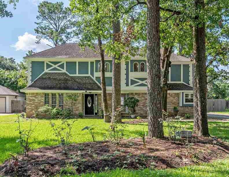 Spring Leaf Dr, Spring, TX 77379