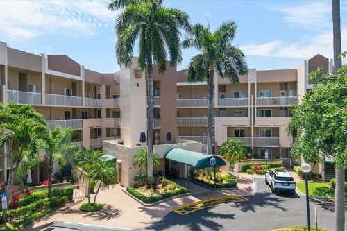 110-e-7618 Granville Dr, Tamarac, FL, 33321-8750 | Card Image
