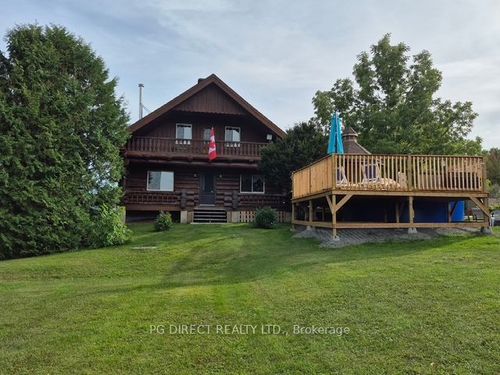 15 Ferguslea Rd, Renfrew, ON, K7V3Z9 | Card Image