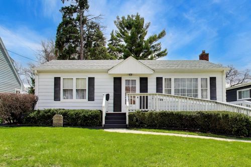 311 Elm St, Glen Ellyn, IL, 60137-3803 | Card Image