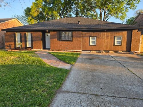 12614 Drifting Winds Dr, Houston, TX, 77044-1314 | Card Image