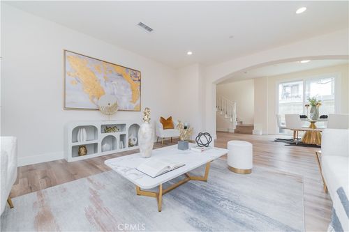 apt-15-11237 Gladhill Rd, Whittier, CA, 90604-2279 | Card Image