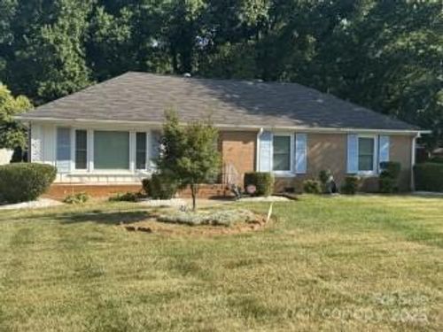 6419 Bridgeport Dr, Charlotte, NC, 28215-2323 | Card Image
