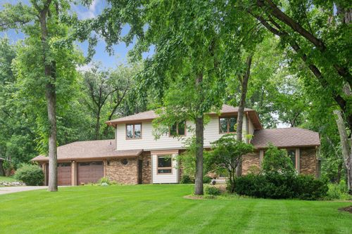 14016 Brandbury Walk, Minnetonka, MN, 55345-4821 | Card Image