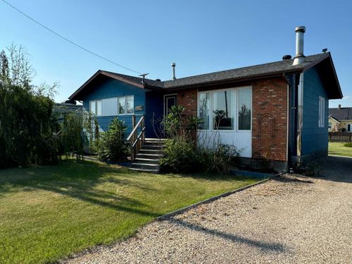 5020 50 Ave, Woking, AB, T0H3V0 | Card Image