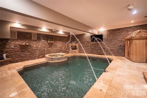 305 Mallard Dr, New London, NC, 28127-9101 | Card Image