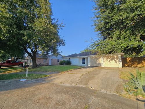 1310 Goswell Ln, Channelview, TX, 77530-2210 | Card Image