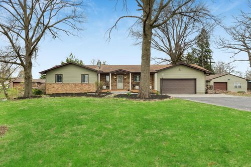 11755 Coon Hunters Rd, Blue Grass, IA, 52726-9597 | Card Image