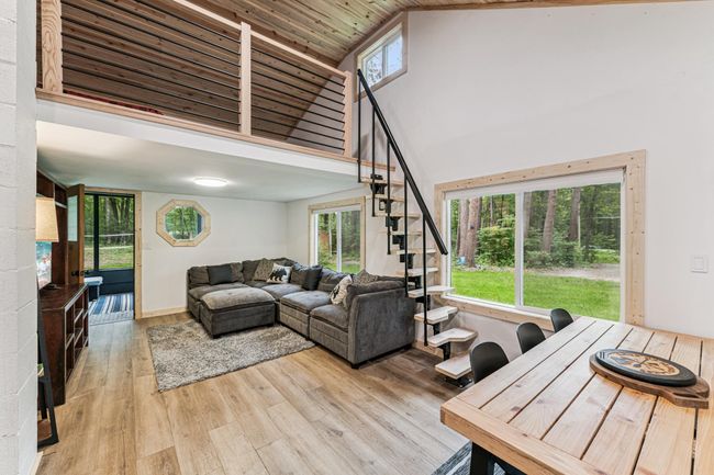 04_Interior.jpg | Image 10