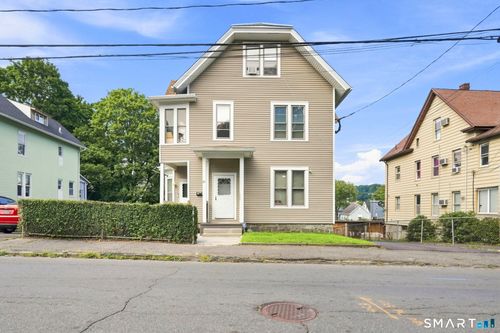 81 Wood St, Waterbury, CT, 06704-3920 | Card Image