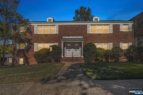 159 Ridge, Cedar Grove, NJ, 07009 | Card Image