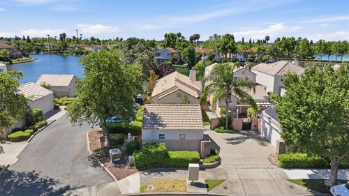 9189 E Laguna Way, Elk Grove, CA, 95758 | Card Image