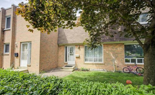 29-1730 Albion Rd, Etobicoke, ON, M9V1C1 | Card Image