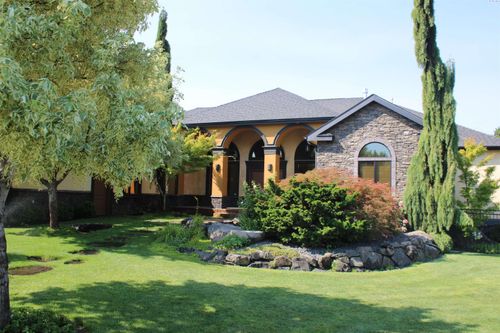 922 Allenwhite Dr, Richland, WA, 99352-8620 | Card Image