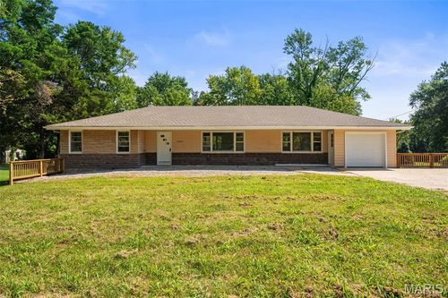 4302 Fee Fee Rd, Bridgeton, MO, 63044-2218 | Card Image