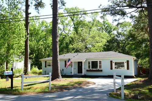 816 Savage Rd, Charleston, SC, 29414-5651 | Card Image