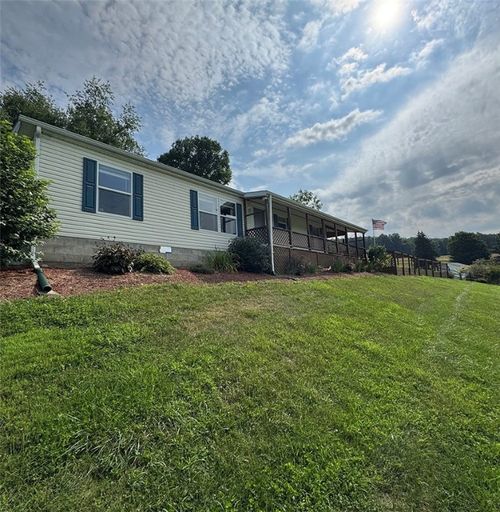 700 Kimmel Rd, Home, PA, 15747-8819 | Card Image